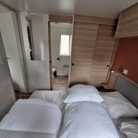 Mobil-home Family 6 Personnes, 3 4 Etoiles Bois Dormant * 圣让-德蒙