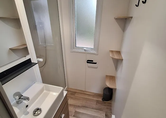 Mobil-home Family 6 Personnes, 4 Etoiles Bois Dormant Vendee