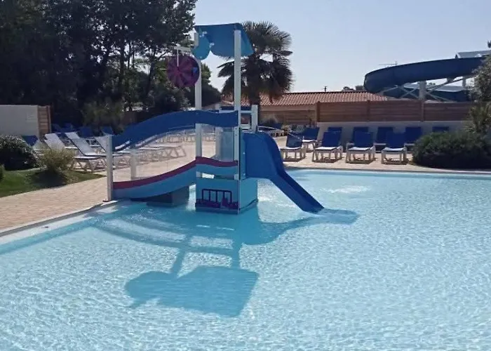 Mobil-home Family 6 Personnes, 4 Etoiles Bois Dormant Vendee Κάμπινγκ